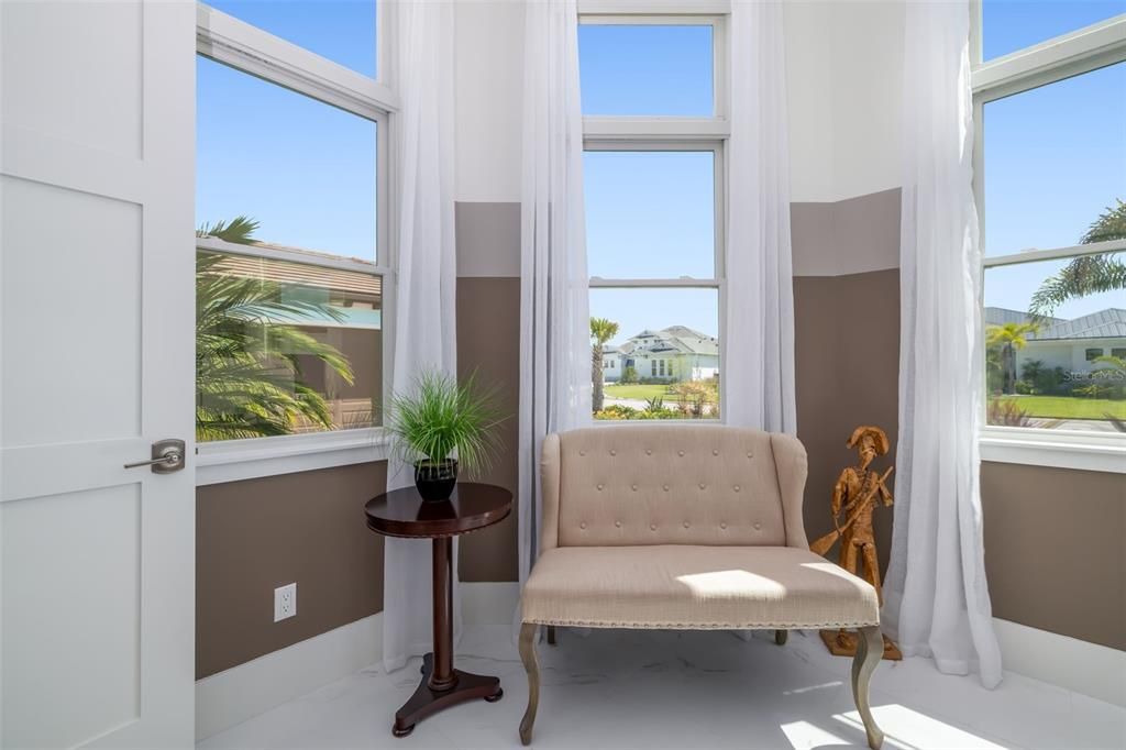 Active With Contract: $1,799,000 (4 beds, 4 baths, 3328 Square Feet)