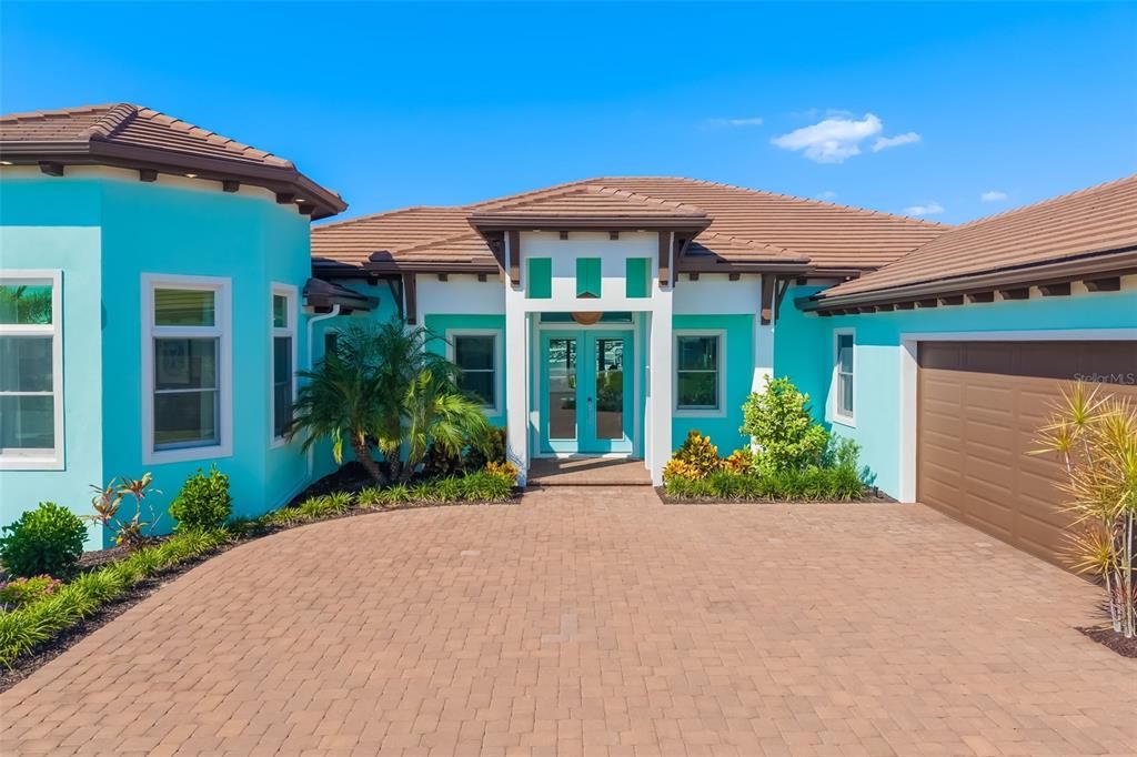 Active With Contract: $1,799,000 (4 beds, 4 baths, 3328 Square Feet)