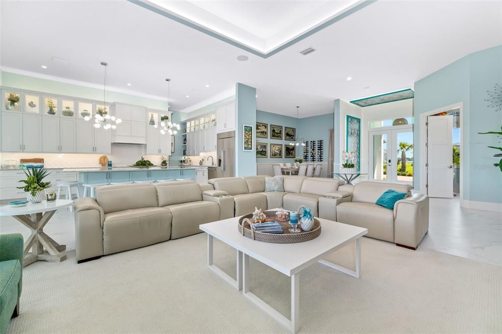 Active With Contract: $1,799,000 (4 beds, 4 baths, 3328 Square Feet)