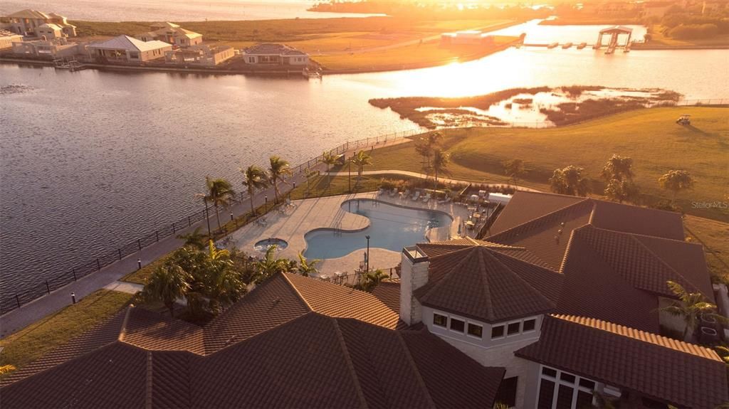 Active With Contract: $1,799,000 (4 beds, 4 baths, 3328 Square Feet)