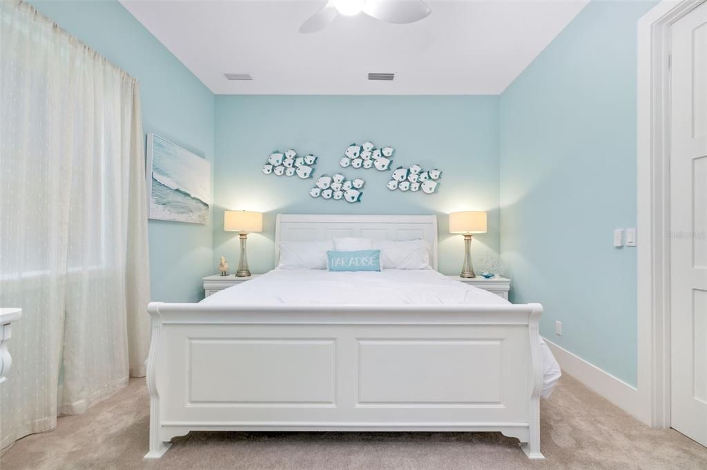 Active With Contract: $1,799,000 (4 beds, 4 baths, 3328 Square Feet)