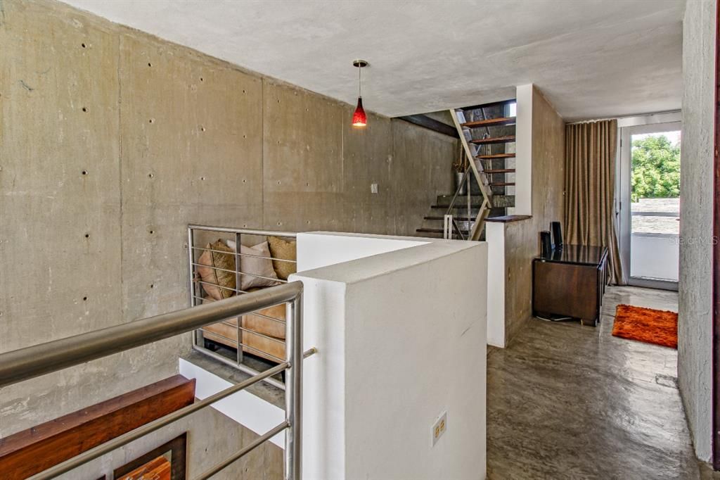 Active With Contract: $595,000 (2 beds, 2 baths, 2506 Square Feet)