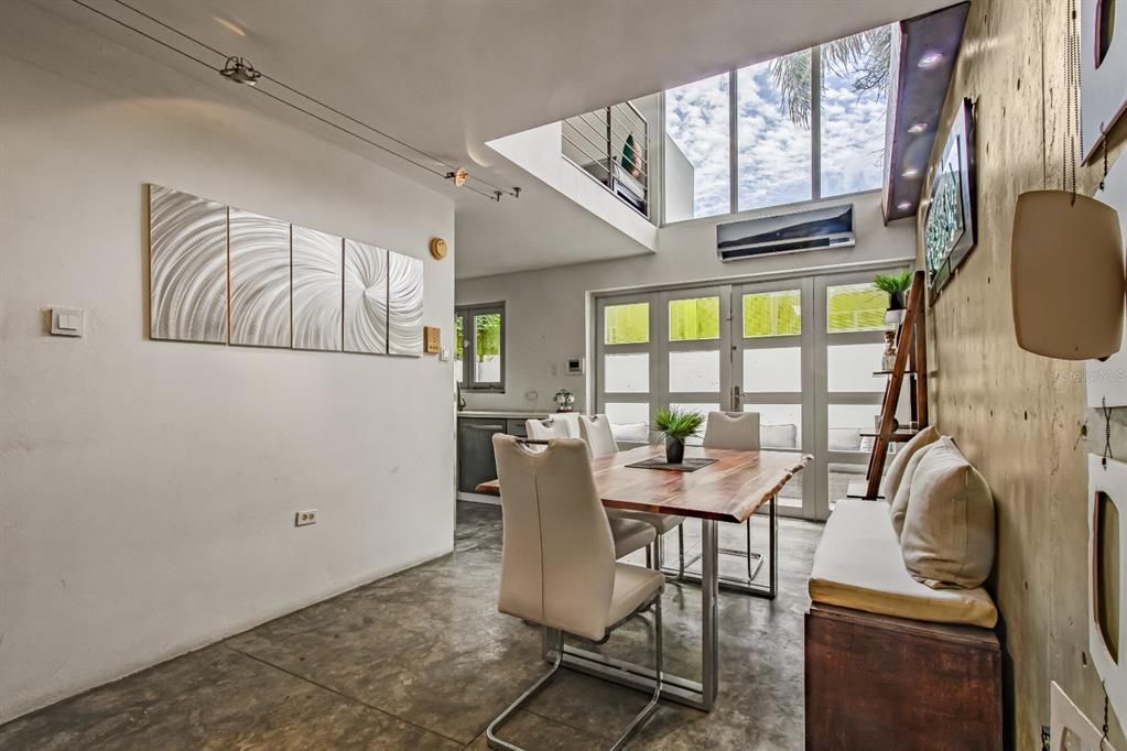 Active With Contract: $595,000 (2 beds, 2 baths, 2506 Square Feet)