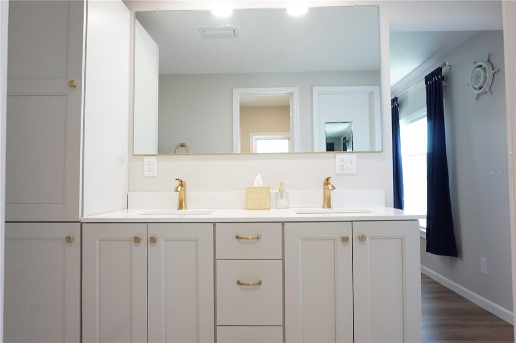 En Venta: $305,000 (2 camas, 2 baños, 1344 Pies cuadrados)