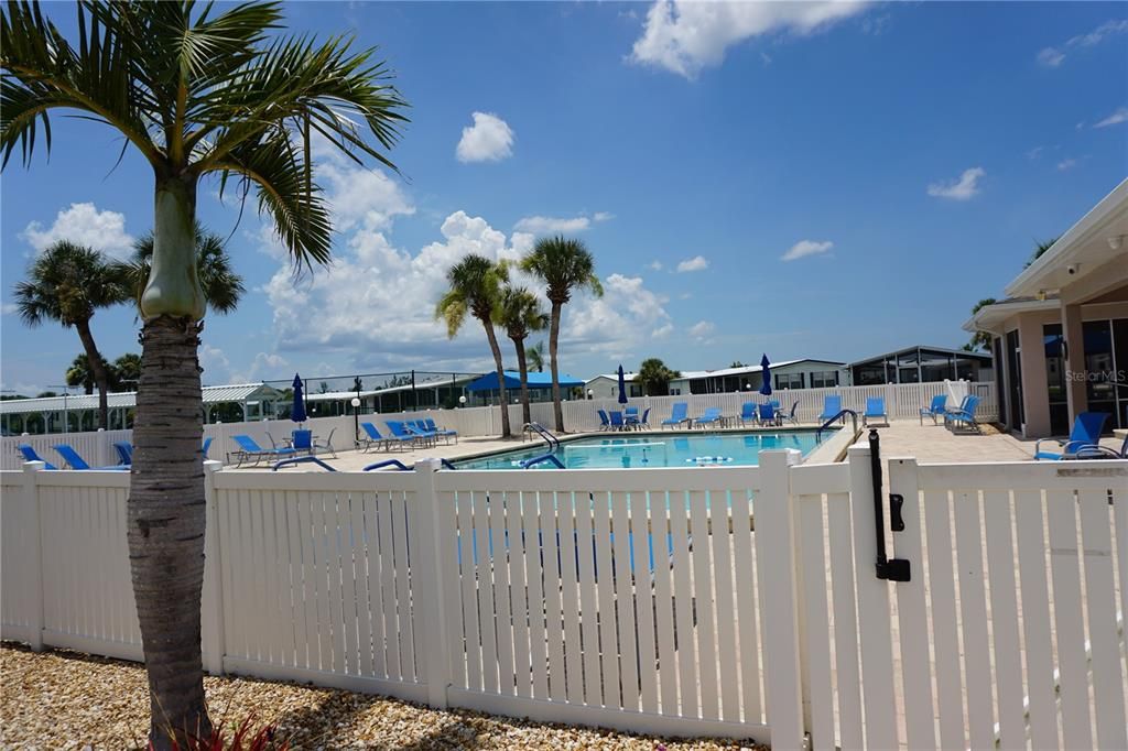 En Venta: $305,000 (2 camas, 2 baños, 1344 Pies cuadrados)