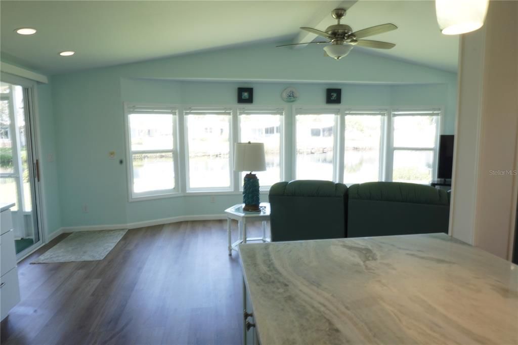 En Venta: $305,000 (2 camas, 2 baños, 1344 Pies cuadrados)