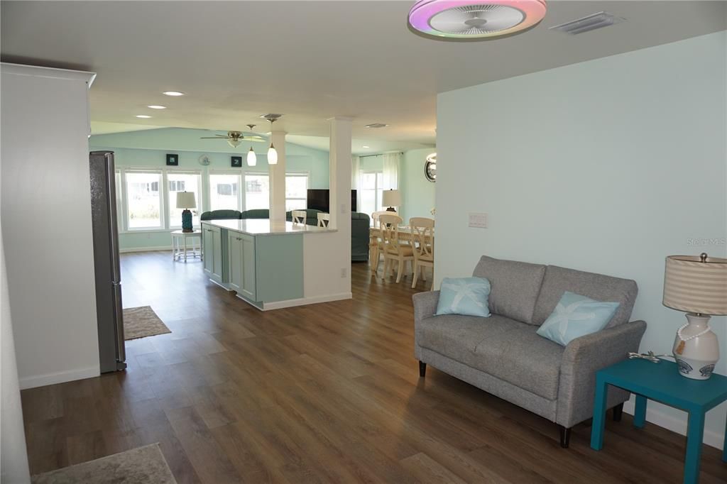 En Venta: $305,000 (2 camas, 2 baños, 1344 Pies cuadrados)