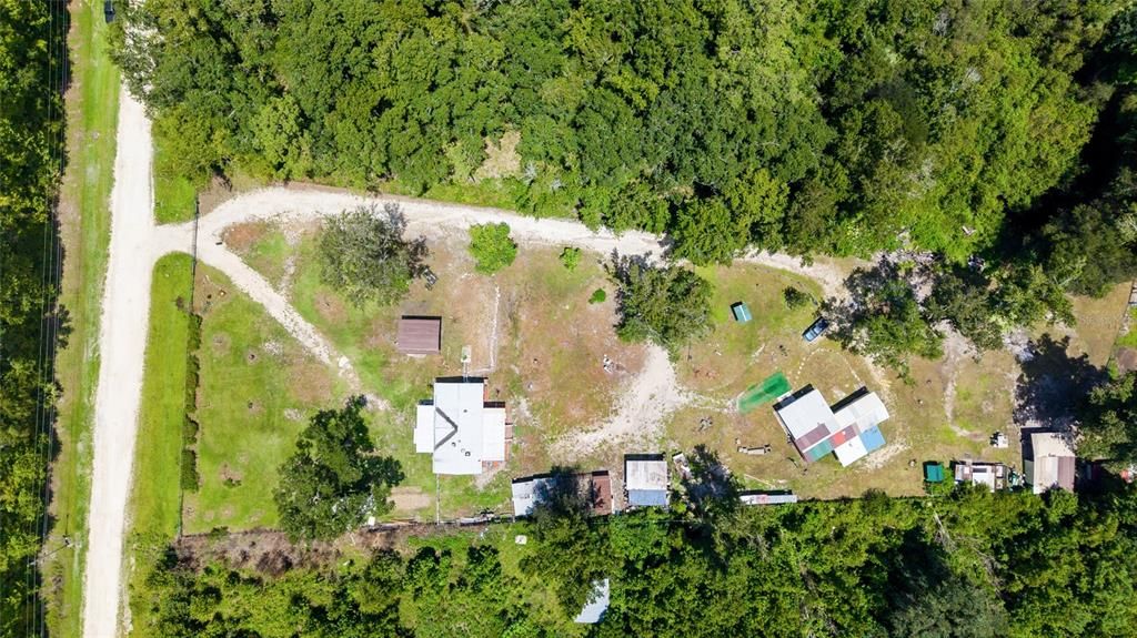 待售: $310,000 (0 贝兹, 0 浴室, 2424 平方英尺)