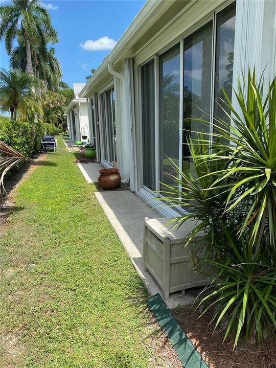 待售: $390,000 (2 贝兹, 2 浴室, 1244 平方英尺)