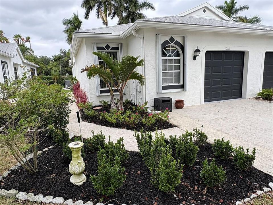 待售: $390,000 (2 贝兹, 2 浴室, 1244 平方英尺)