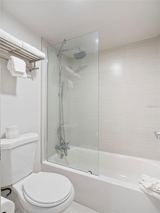 待售: $75,000 (1 贝兹, 1 浴室, 198 平方英尺)