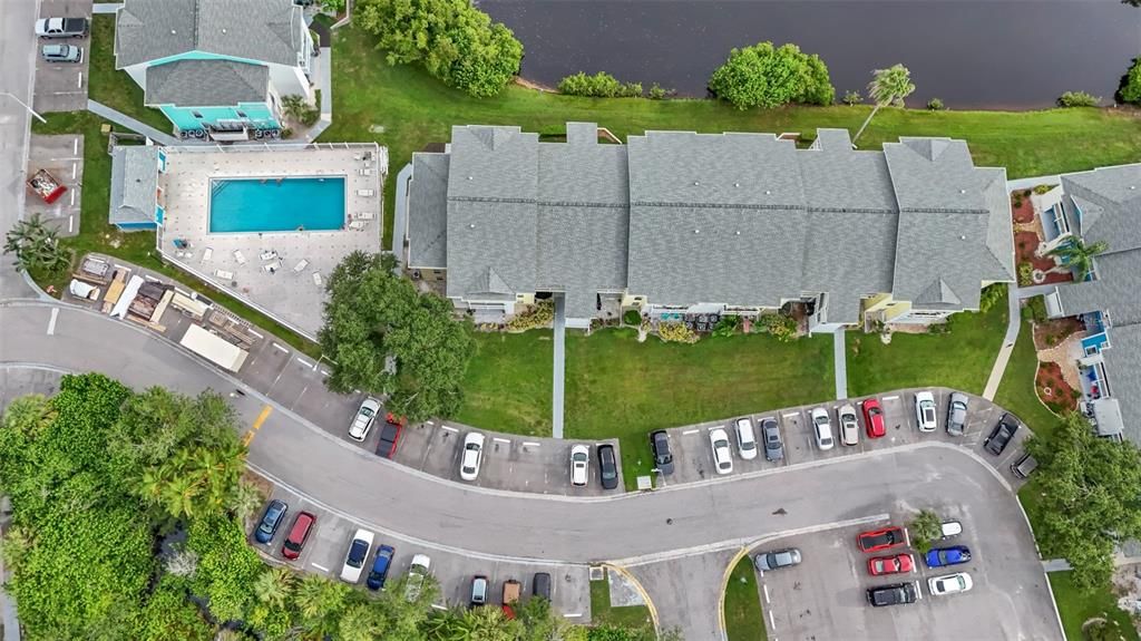 Active With Contract: $1,444 (2 beds, 2 baths, 898 Square Feet)