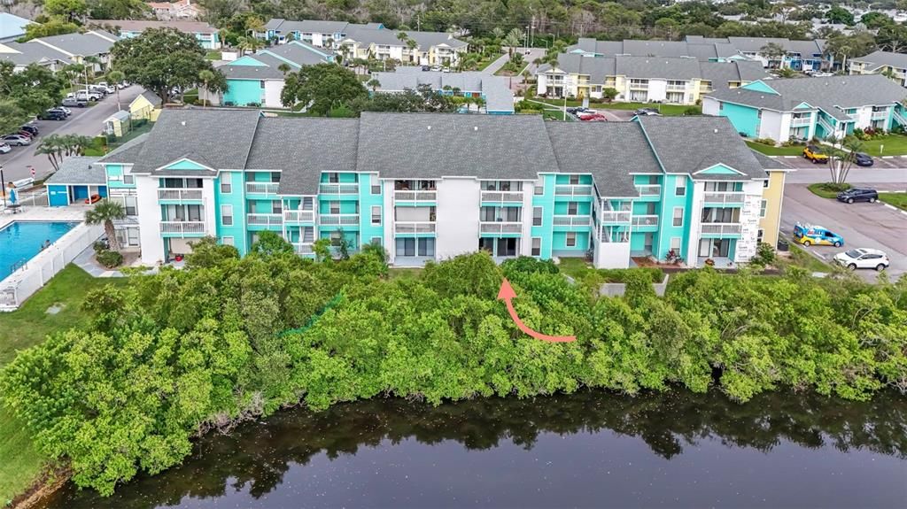 Active With Contract: $1,444 (2 beds, 2 baths, 898 Square Feet)