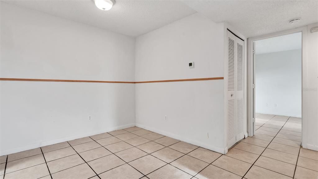 Active With Contract: $1,444 (2 beds, 2 baths, 898 Square Feet)