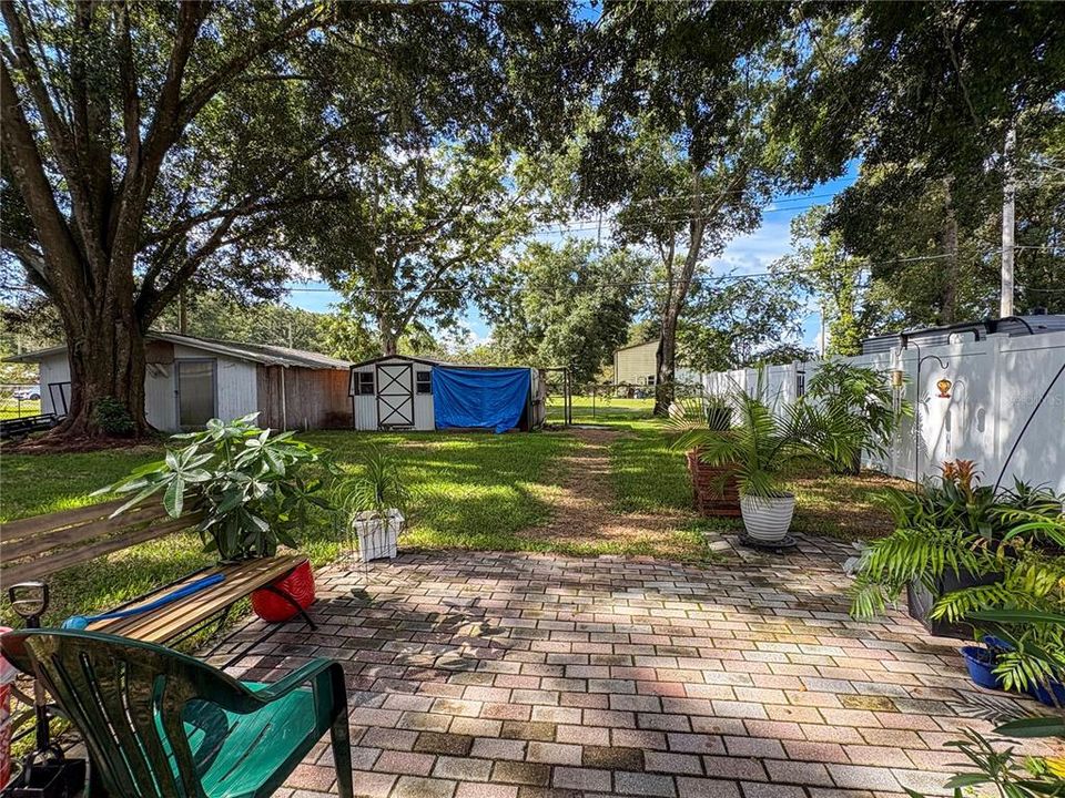 合同活跃: $230,000 (3 贝兹, 2 浴室, 1352 平方英尺)