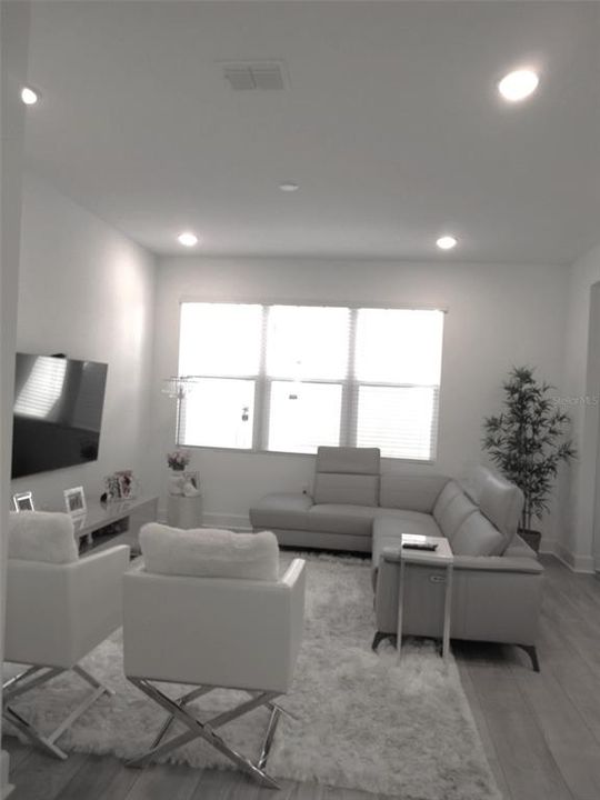 В аренду: $4,200 (3 спален, 2 ванн, 1638 Квадратных фут)