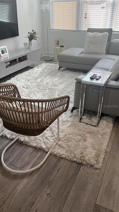 В аренду: $4,200 (3 спален, 2 ванн, 1638 Квадратных фут)