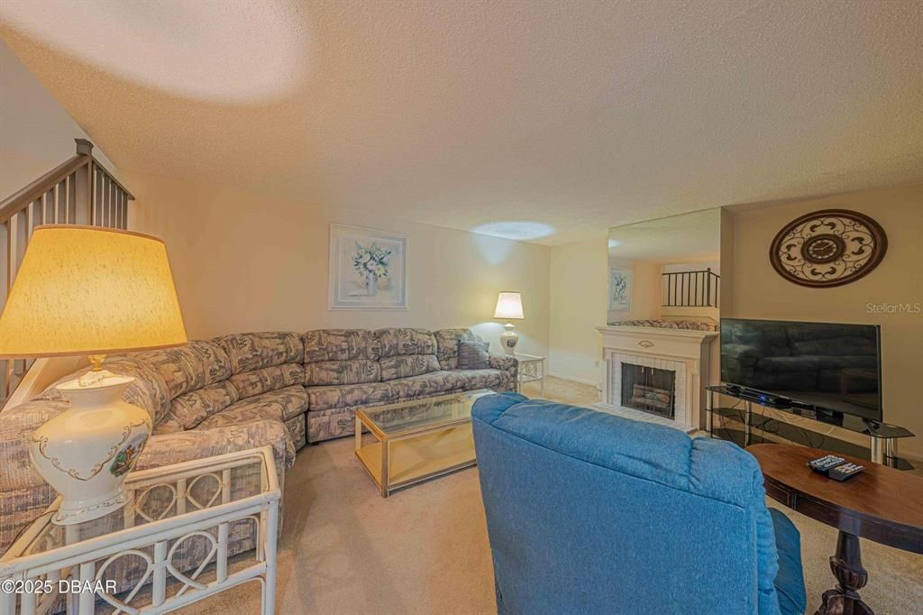 En Venta: $335,000 (2 camas, 2 baños, 1188 Pies cuadrados)