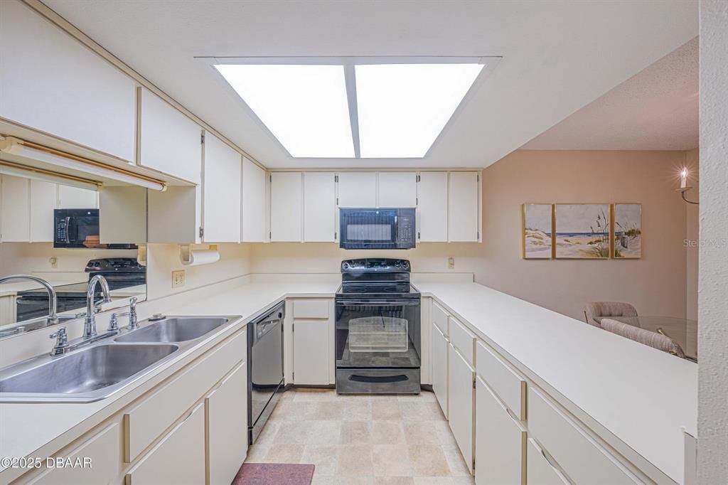 En Venta: $335,000 (2 camas, 2 baños, 1188 Pies cuadrados)