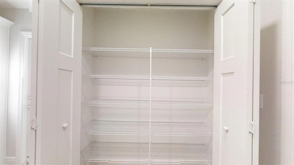 For Sale: $204,995 (3 beds, 2 baths, 1003 Square Feet)