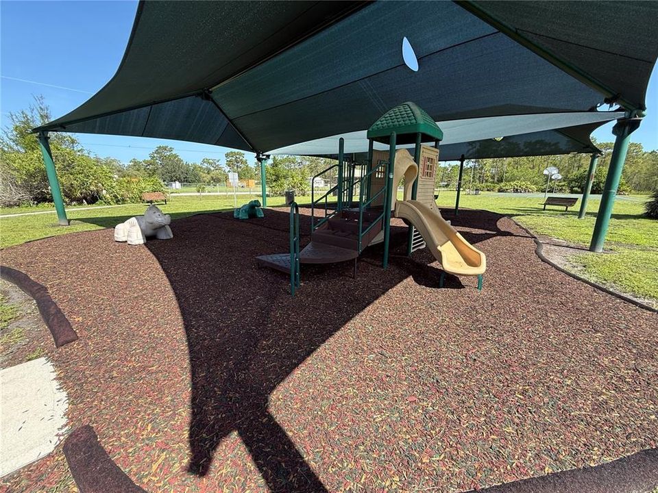 En Venta: $54,000 (0.91 acres)