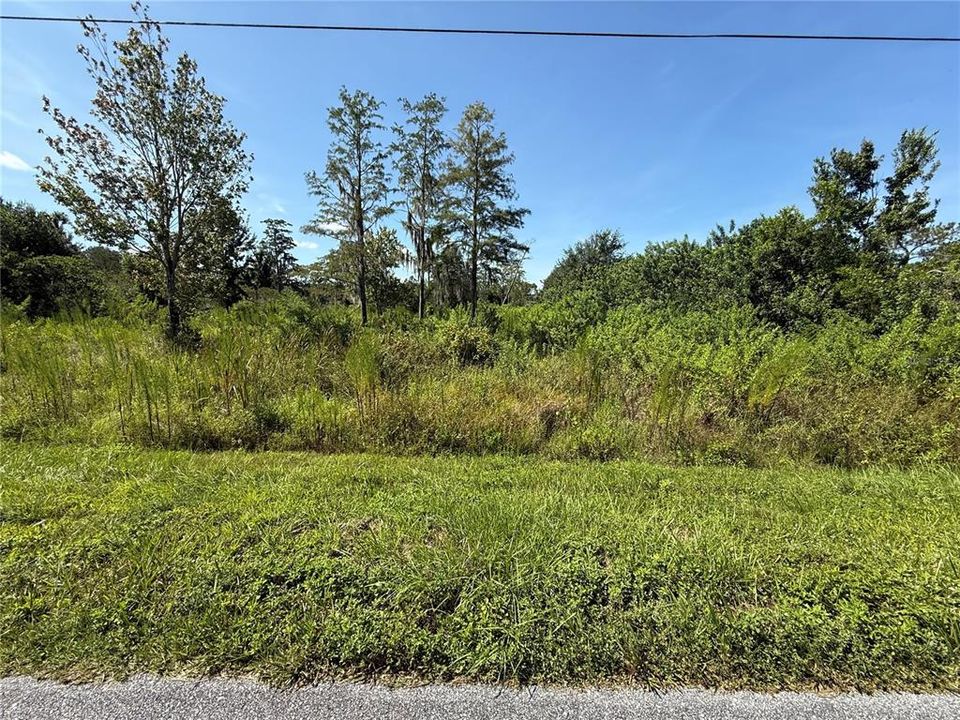 En Venta: $54,000 (0.91 acres)