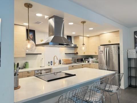 For Sale: $274,900 (3 beds, 2 baths, 1558 Square Feet)