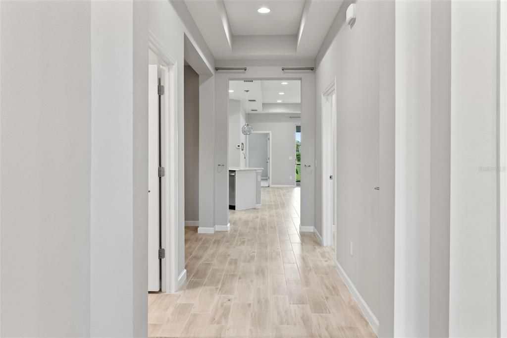 合同活跃: $475,000 (3 贝兹, 2 浴室, 1848 平方英尺)