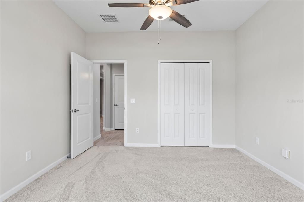 合同活跃: $475,000 (3 贝兹, 2 浴室, 1848 平方英尺)