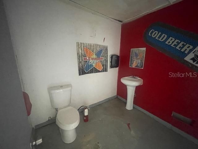 待售: $269,000 (0 贝兹, 0 浴室, 3290 平方英尺)