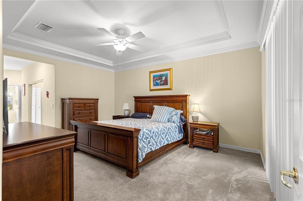 На продажу: $419,900 (3 спален, 2 ванн, 2413 Квадратных фут)