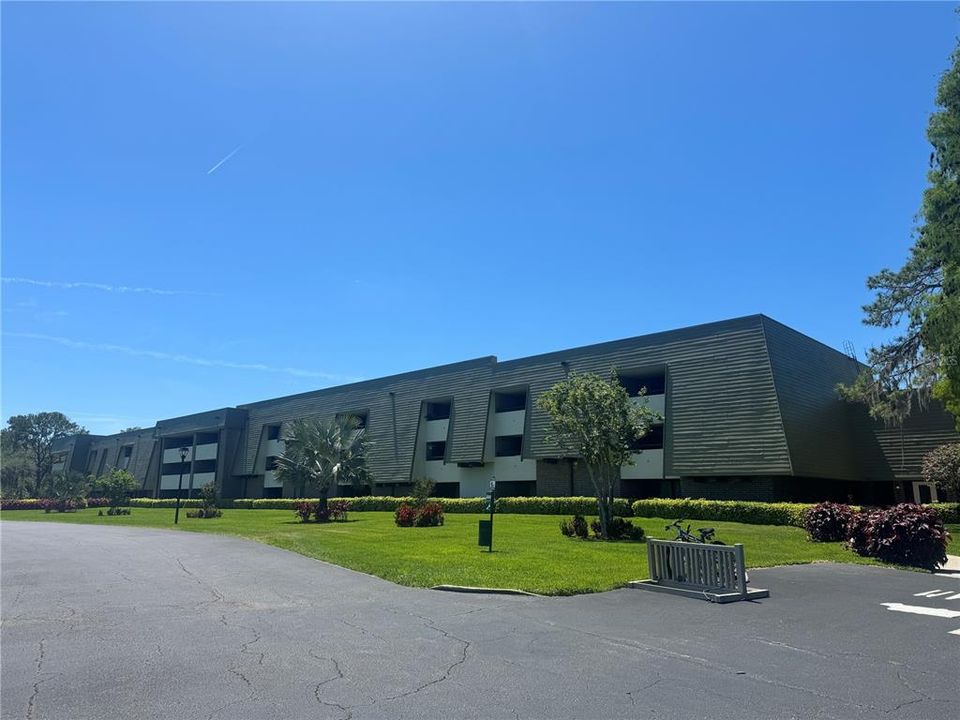 Recientemente alquilado: $1,700 (1 camas, 1 baños, 825 Pies cuadrados)