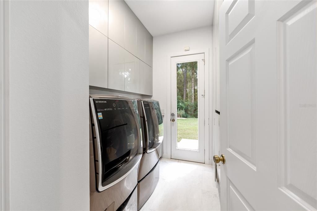 待售: $3,000,000 (4 贝兹, 5 浴室, 3859 平方英尺)