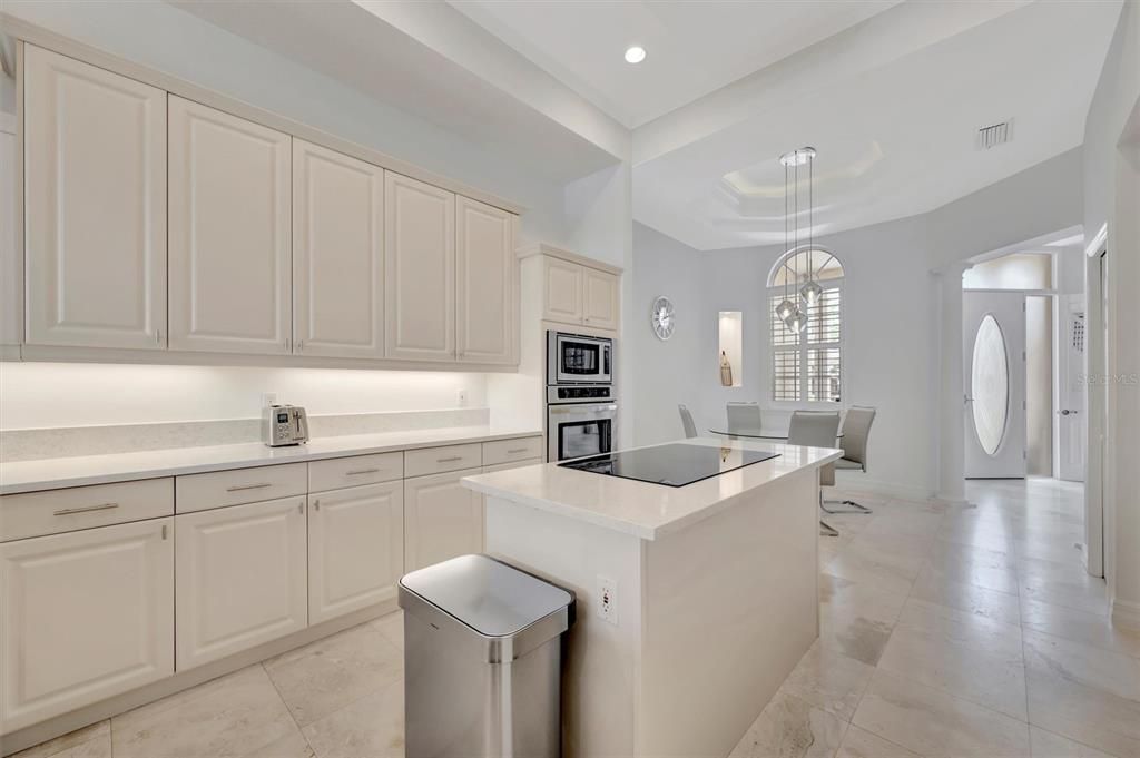 На продажу: $1,175,000 (3 спален, 4 ванн, 3046 Квадратных фут)