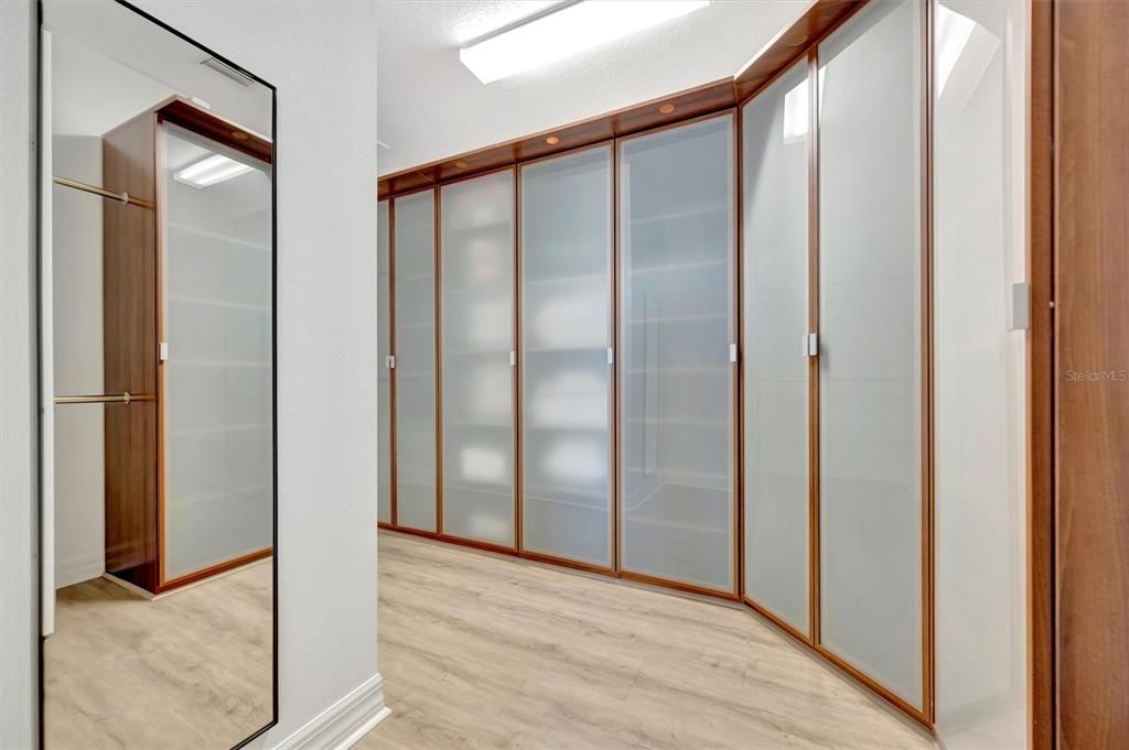 На продажу: $1,175,000 (3 спален, 4 ванн, 3046 Квадратных фут)