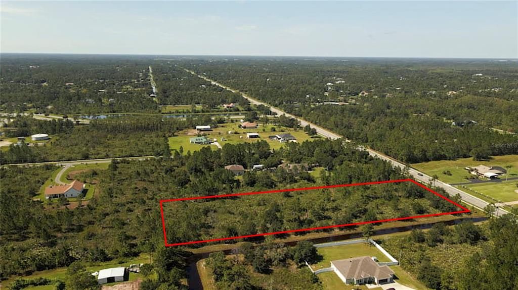 En Venta: $250,000 (2.53 acres)