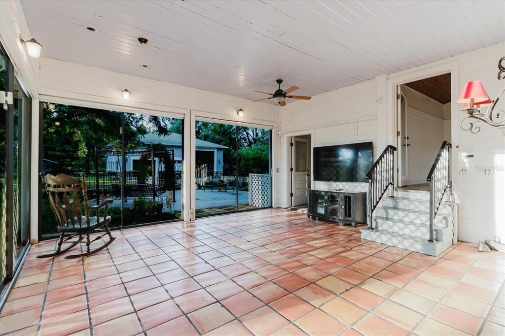 For Sale: $1,550,000 (4 beds, 3 baths, 4996 Square Feet)