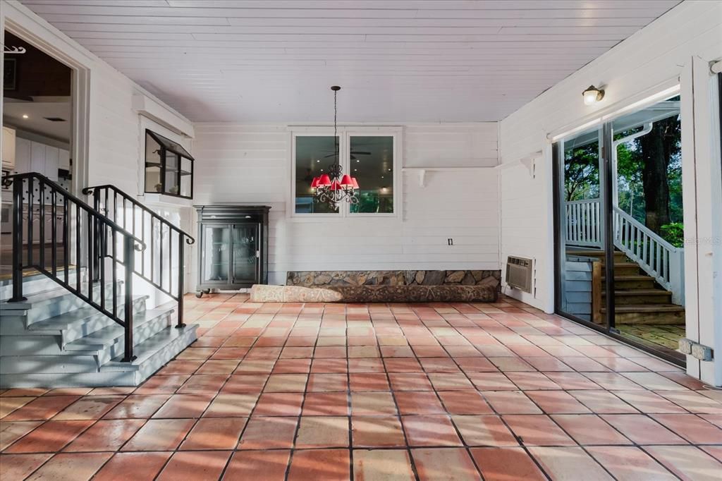 For Sale: $1,550,000 (4 beds, 3 baths, 4996 Square Feet)