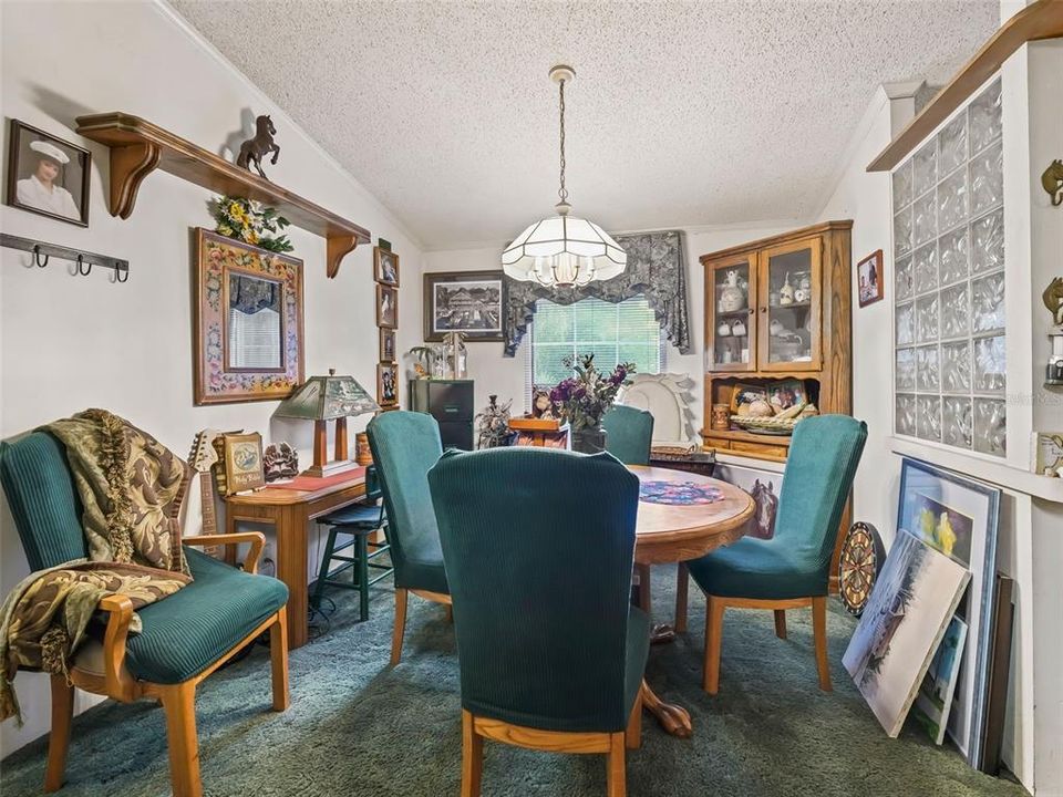 En Venta: $747,000 (3 camas, 2 baños, 1620 Pies cuadrados)