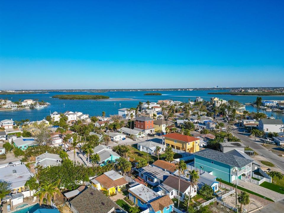 待售: $450,000 (0.09 acres)