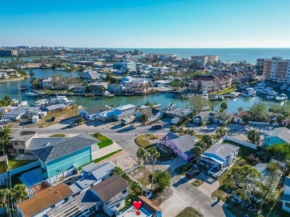 待售: $450,000 (0.09 acres)