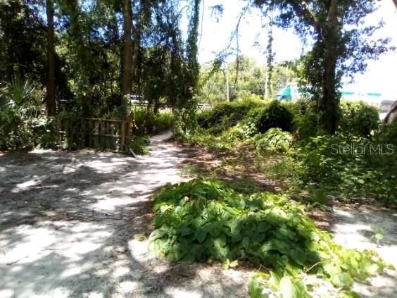 待售: $30,000 (0.48 acres)