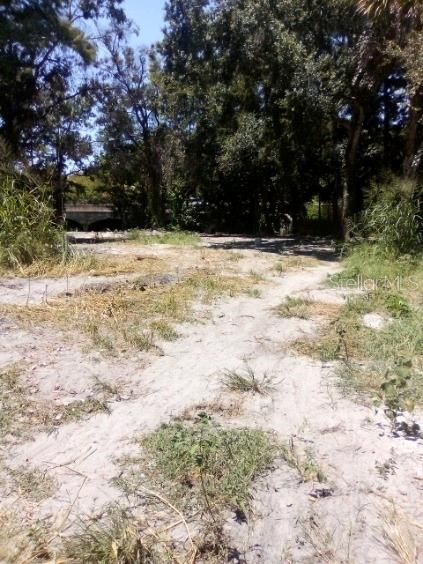 待售: $30,000 (0.48 acres)