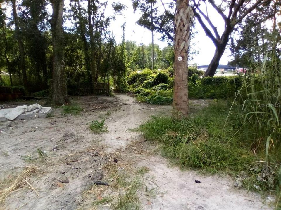 待售: $30,000 (0.48 acres)