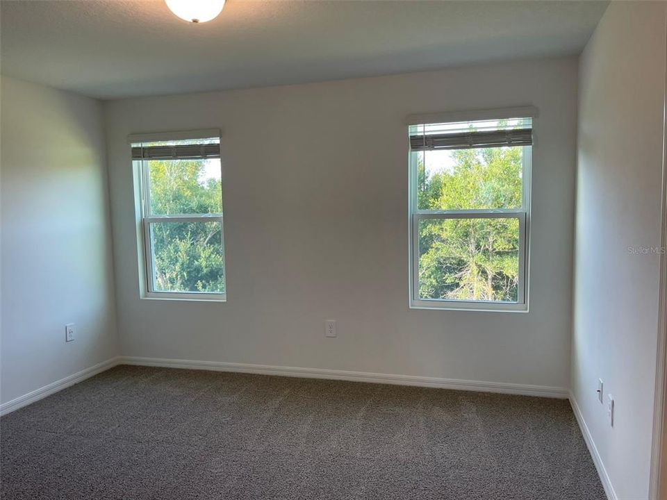 Под контрактом: $2,049 (3 спален, 2 ванн, 1485 Квадратных фут)