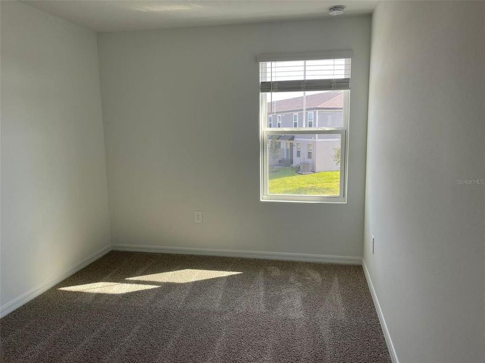 Под контрактом: $2,049 (3 спален, 2 ванн, 1485 Квадратных фут)