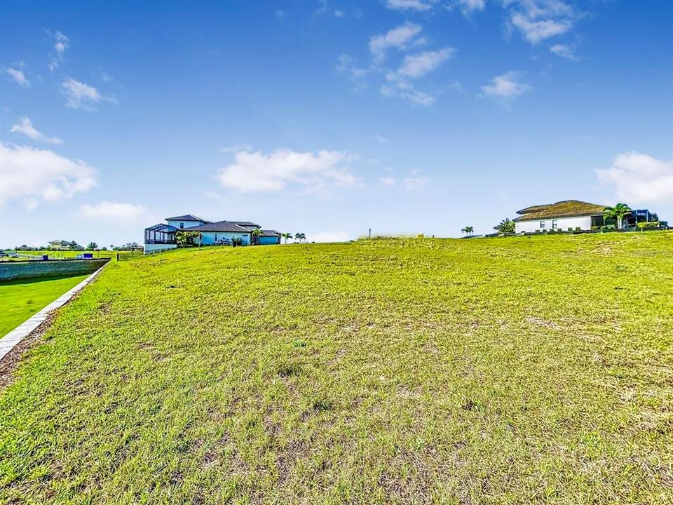 En Venta: $110,000 (0.32 acres)