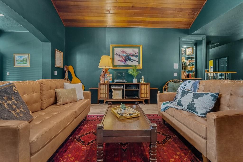 出租: $3,900 (3 贝兹, 2 浴室, 2273 平方英尺)