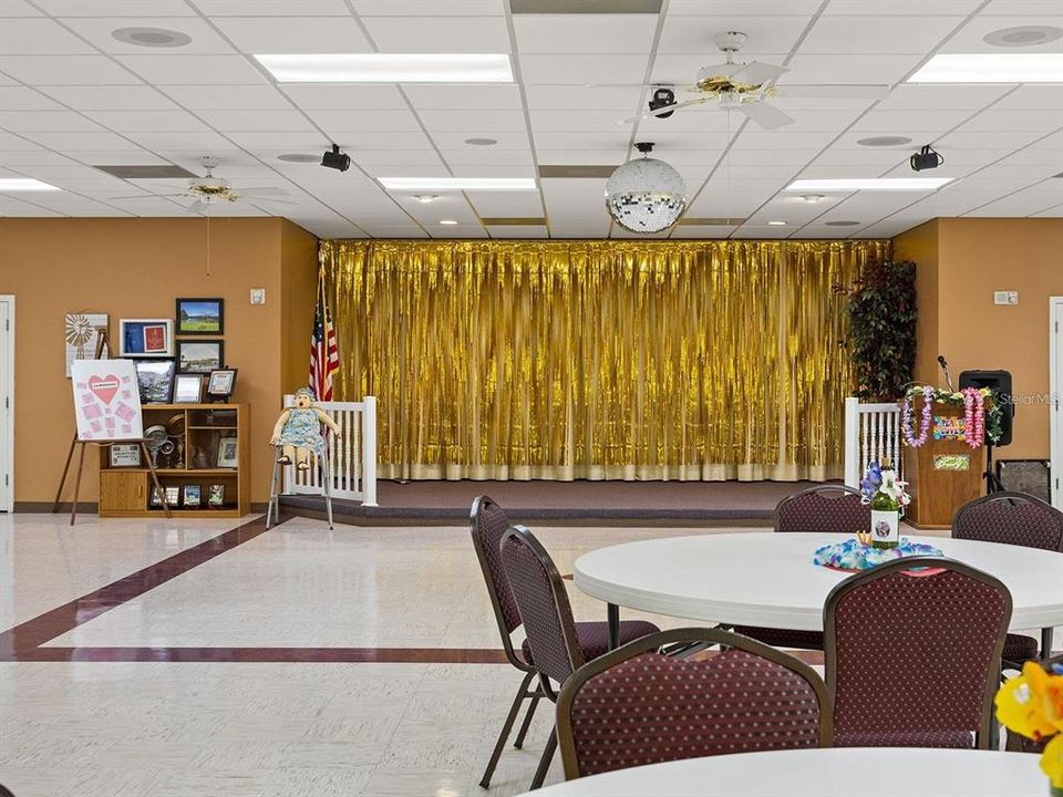 For Sale: $139,000 (2 beds, 2 baths, 1248 Square Feet)