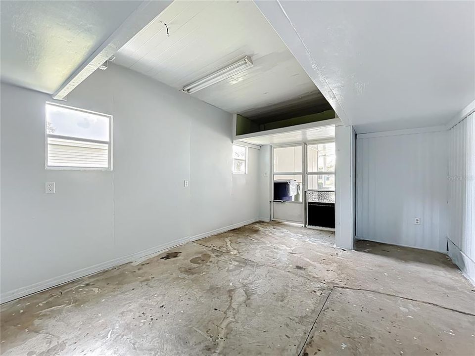 For Sale: $139,000 (2 beds, 2 baths, 1248 Square Feet)